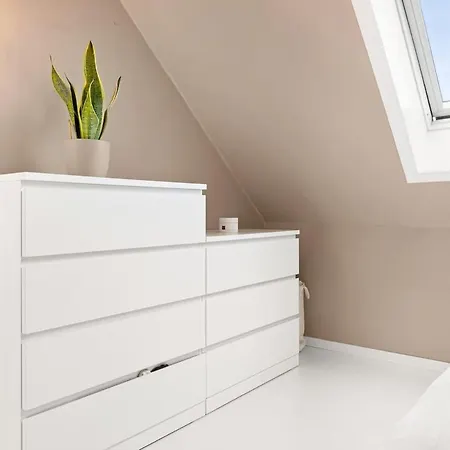 Dinbnb Appartments L 250 Meters From Bybanen I Vilvite I Built In 1800s * Bergen