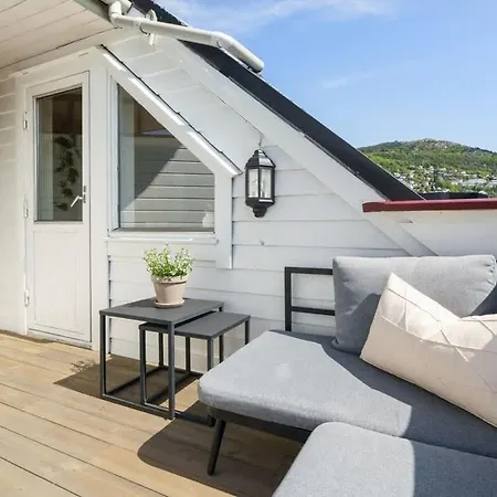 Dinbnb Appartments L 250 Meters From Bybanen I Vilvite I Built In 1800s Apartman Bergen