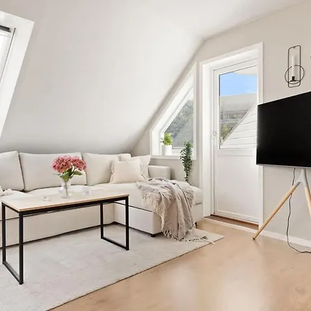 Dinbnb Appartments L 250 Meters From Bybanen I Vilvite I Built In 1800s